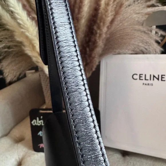 Celine Black Leather Crossbody Bag - Picture 16 of 16